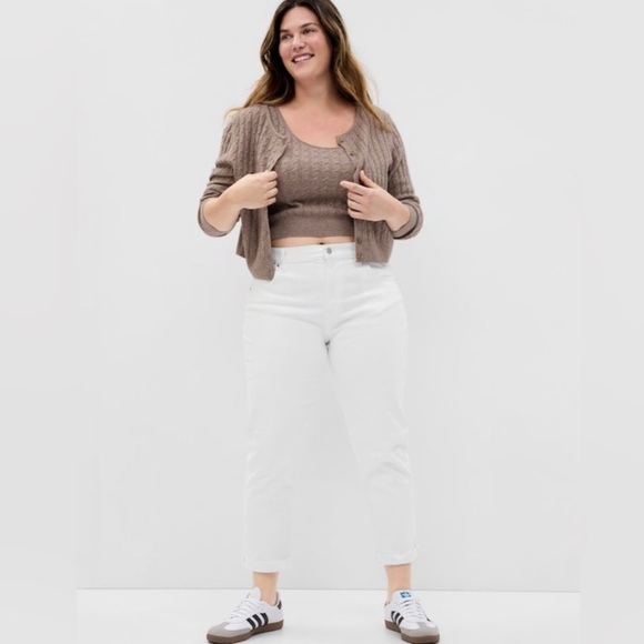 AS IS NWT! GAP Optic White Mid Rise Girlfriend Jeans with Washwell - 6P/28P🩵 - Picture 2 of 7